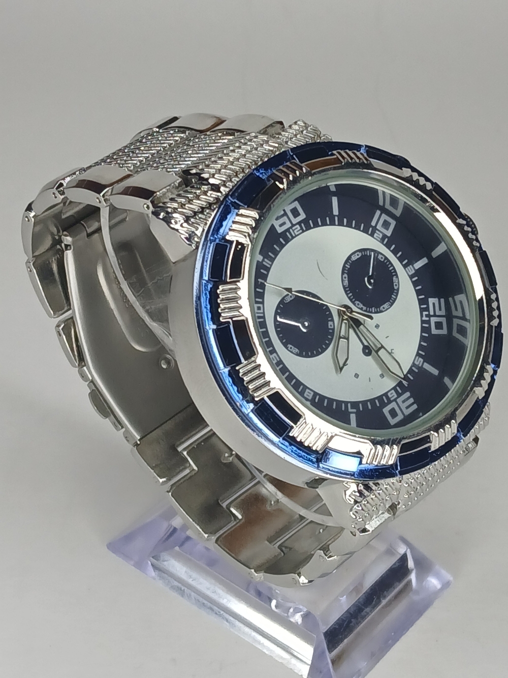 ​FMD Men's Watch Blue Bezel Silver Tone White Dial Japan Movement Battery